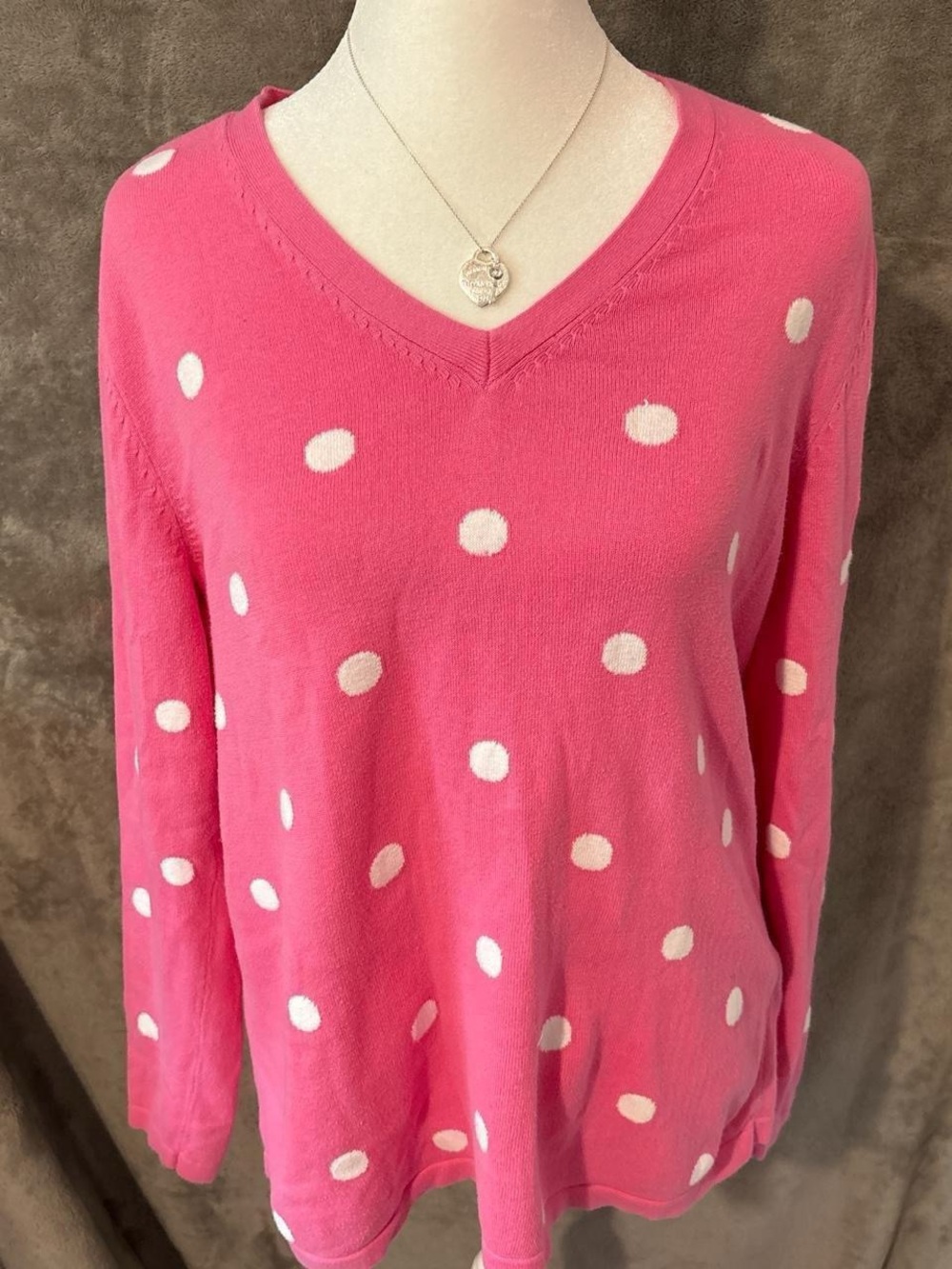VTG Y2K Pink and White V Neck Polka Dotted Preppy Tommy Hilfiger Sweater